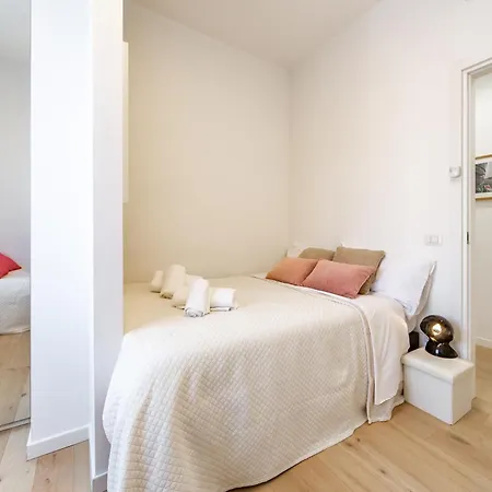 Skyline Rooftop - Isola District - New Collection Διαμέρισμα *